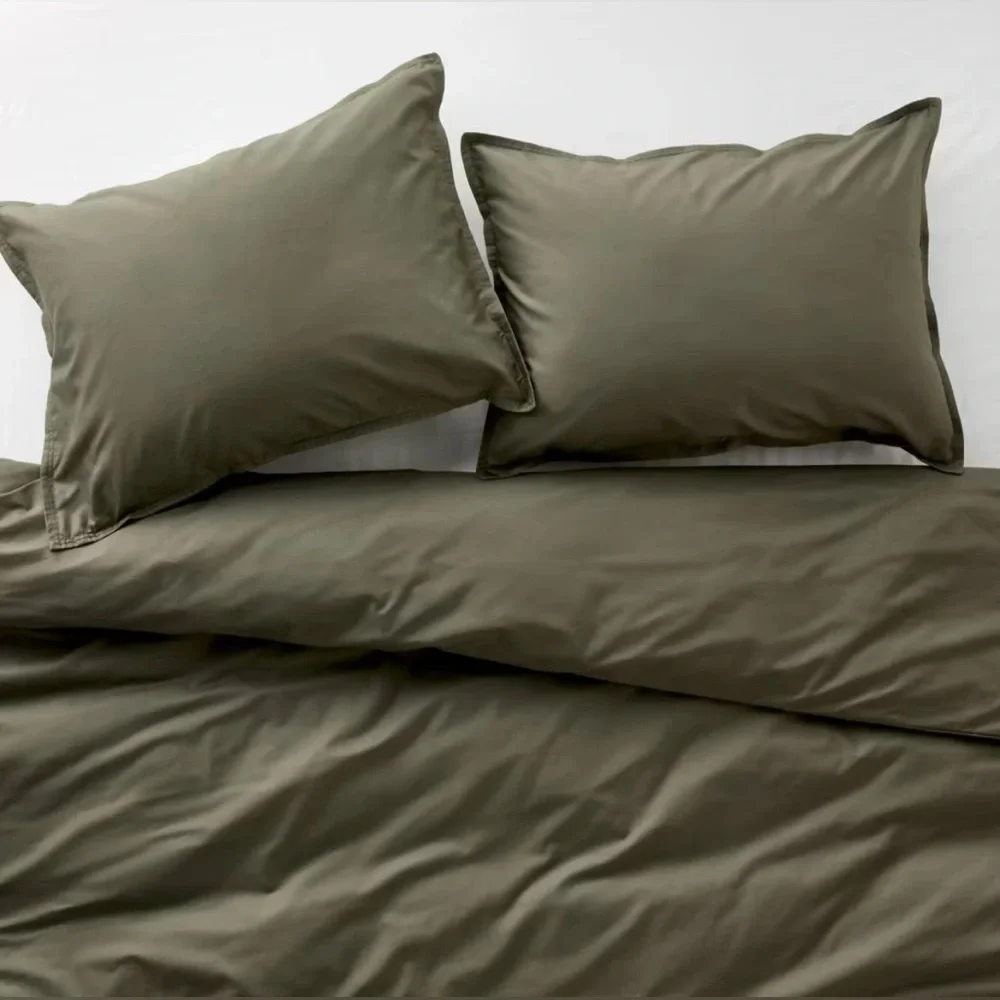NWT Casaluna King Duvet + 2 shams set: Olive Green. Pet/smoke free home
